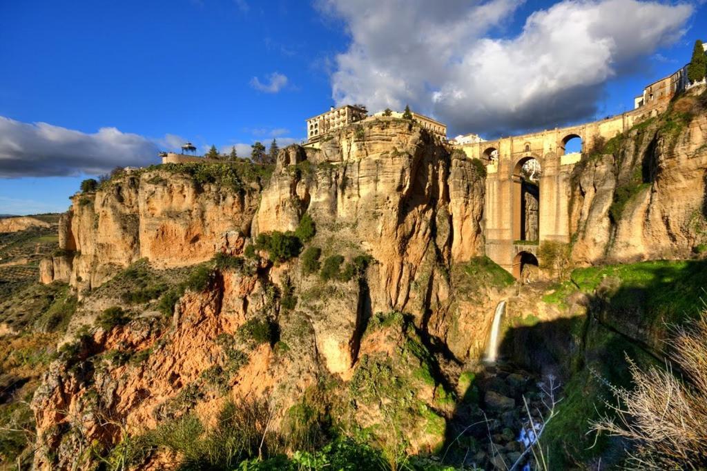 Casa Rural La Maestra Ronda Luaran gambar