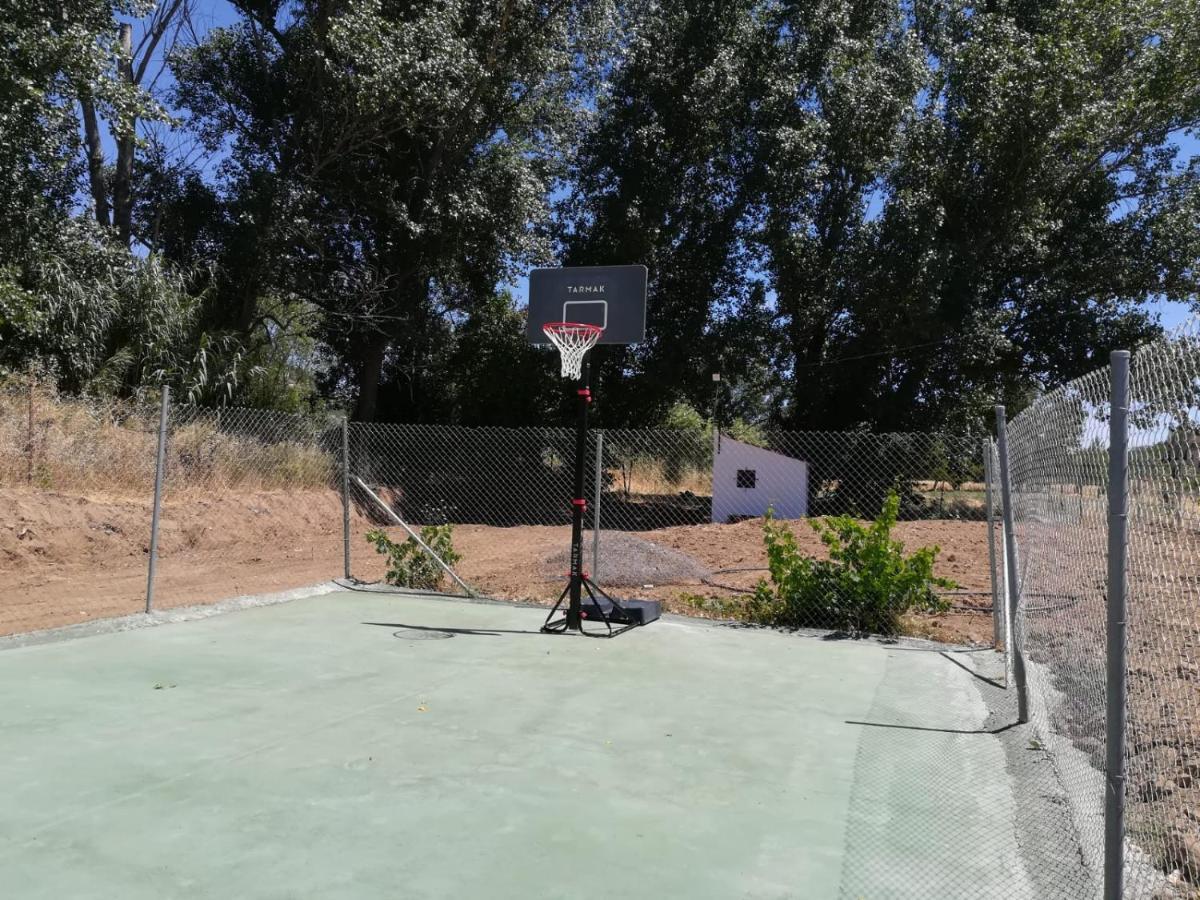 Casa Rural La Maestra Ronda Luaran gambar