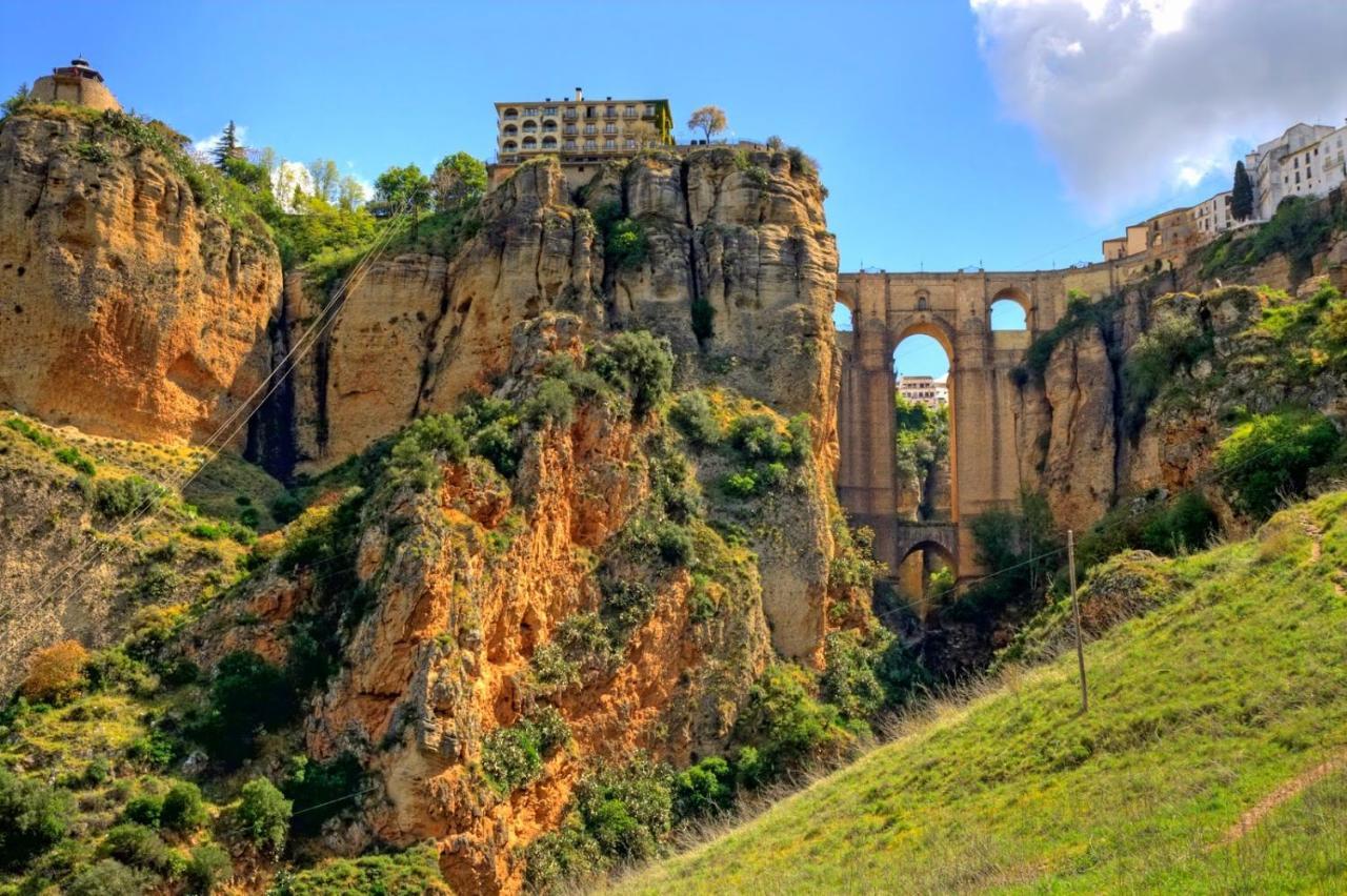 Casa Rural La Maestra Ronda Luaran gambar