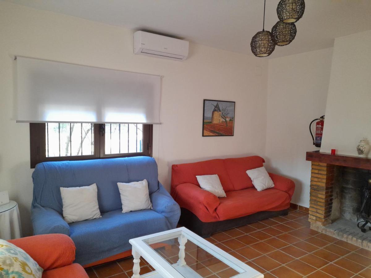 Casa Rural La Maestra Ronda Luaran gambar