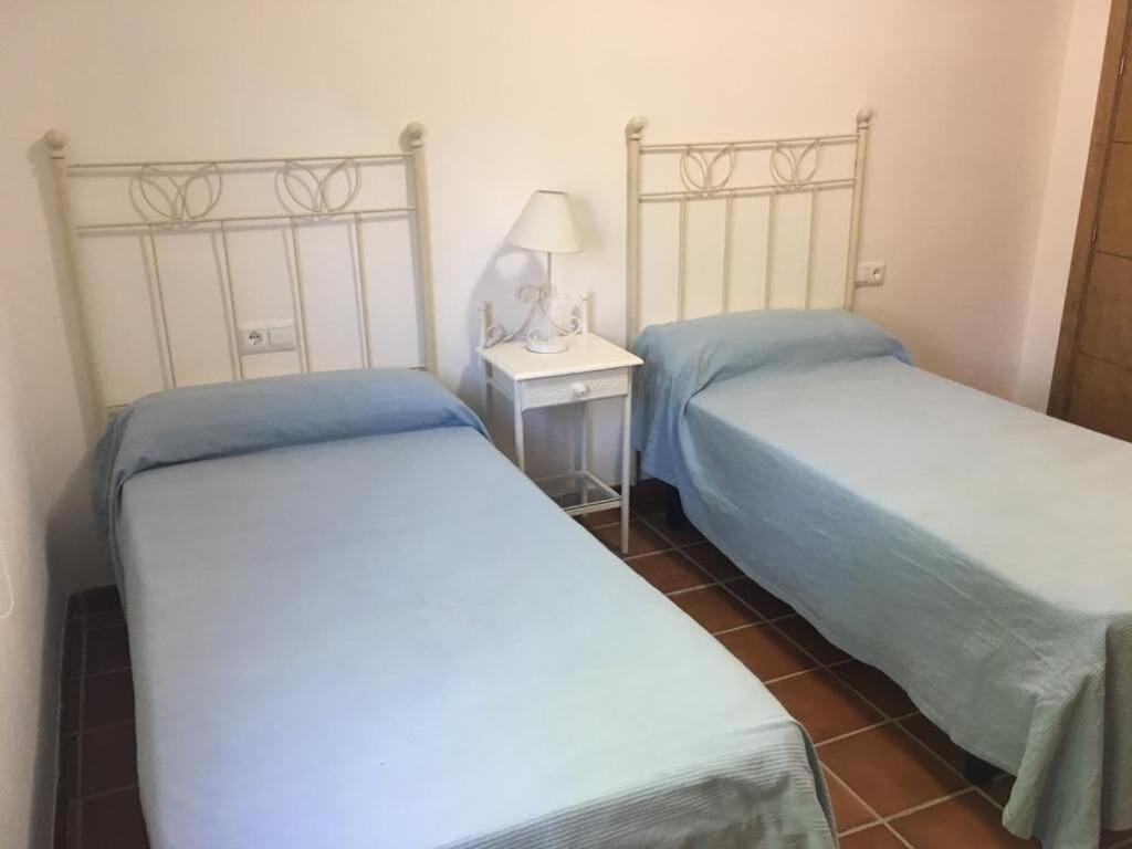 Casa Rural La Maestra Ronda Luaran gambar