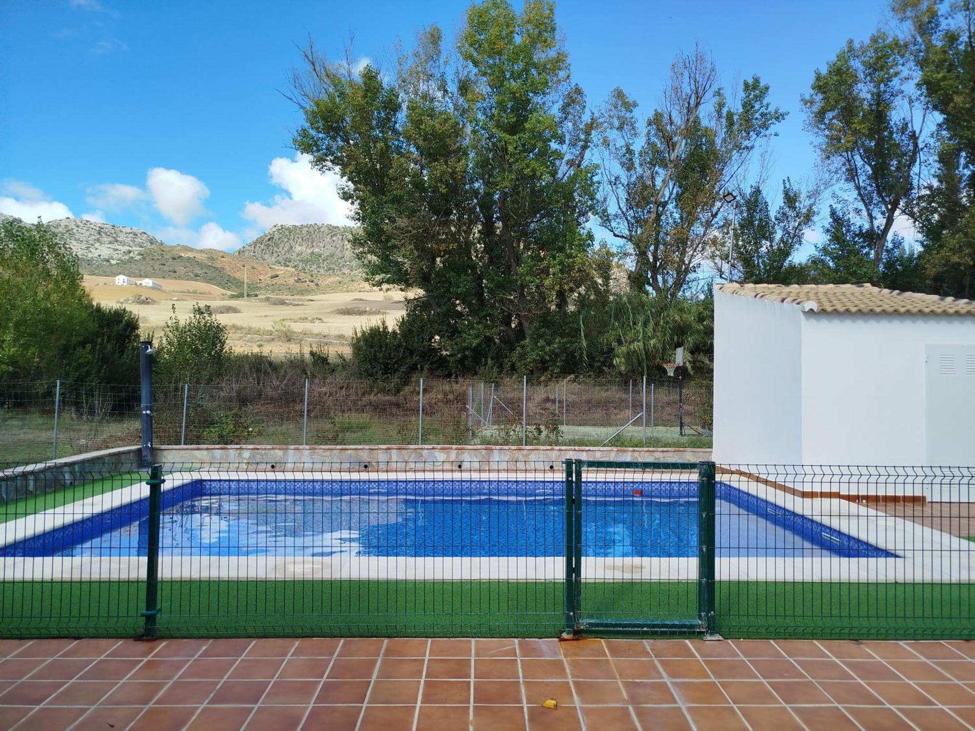 Casa Rural La Maestra Ronda Luaran gambar