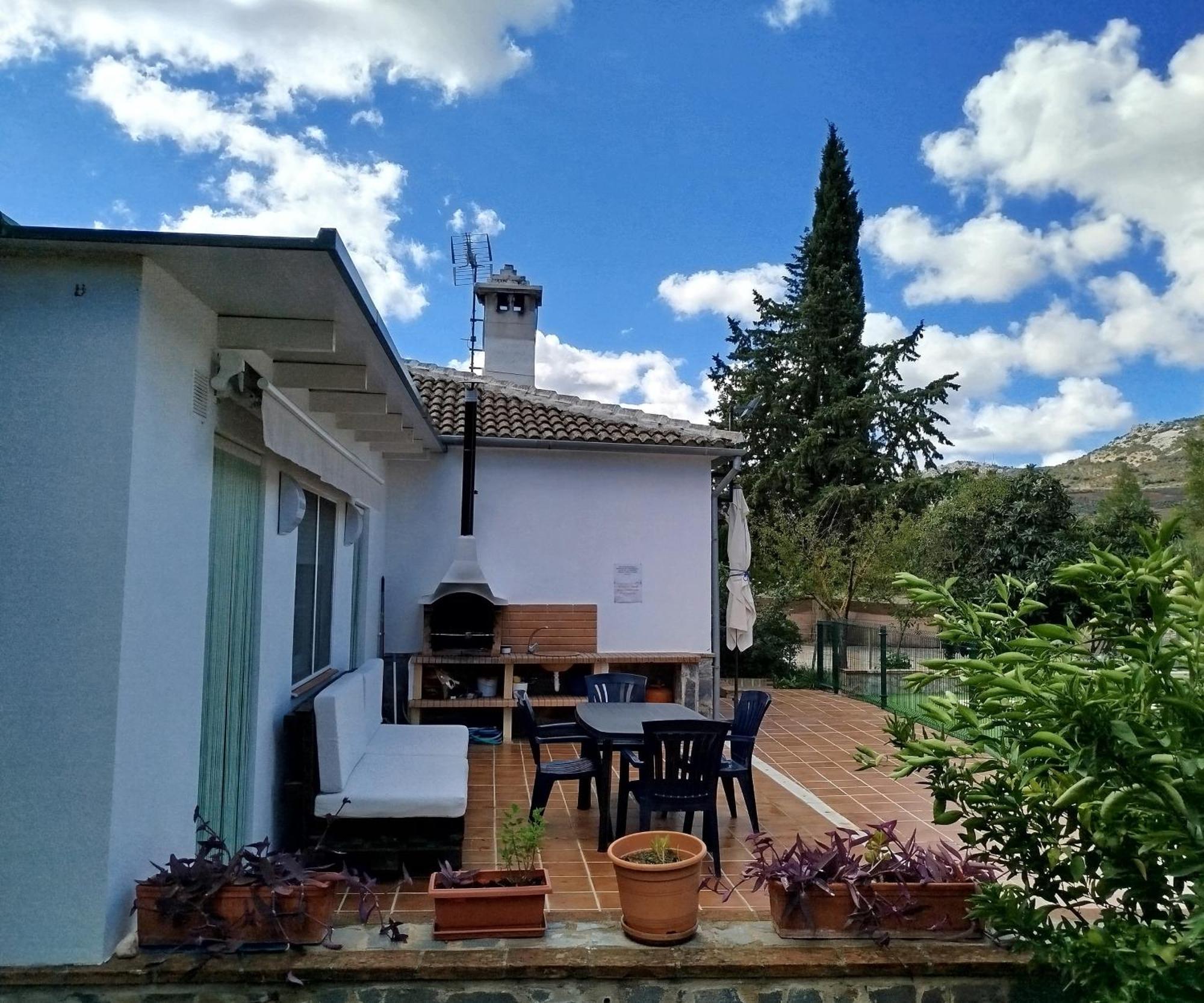 Casa Rural La Maestra Ronda Luaran gambar