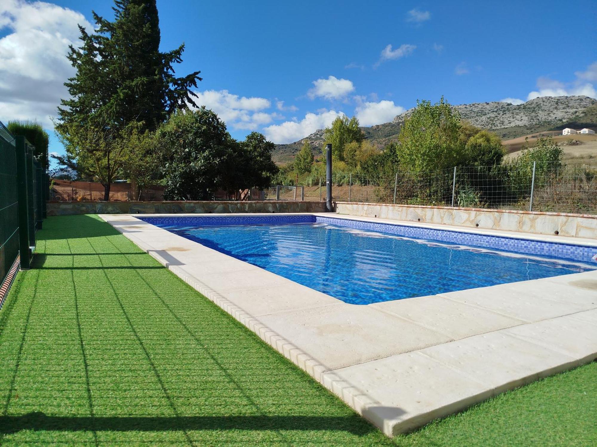 Casa Rural La Maestra Ronda Luaran gambar